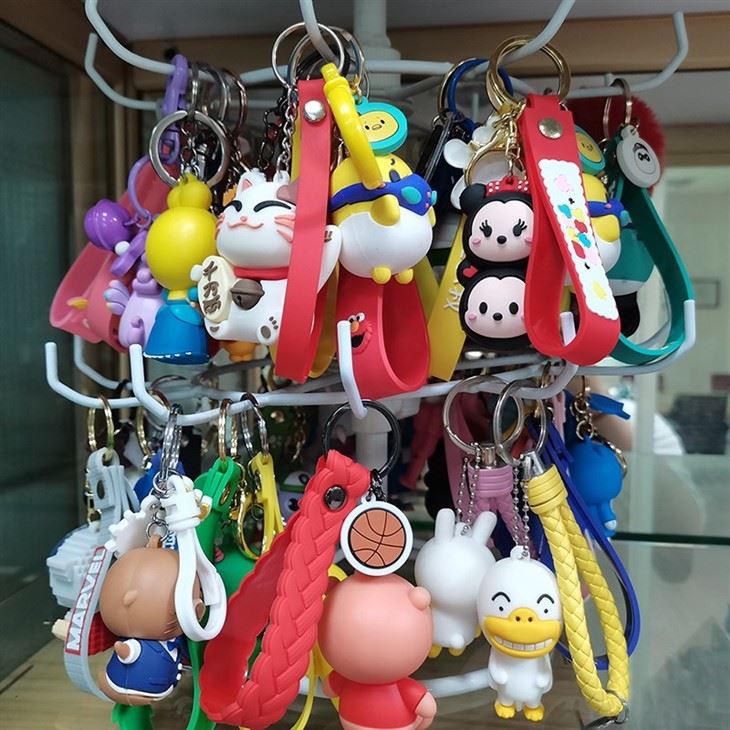 custom PVC keychains